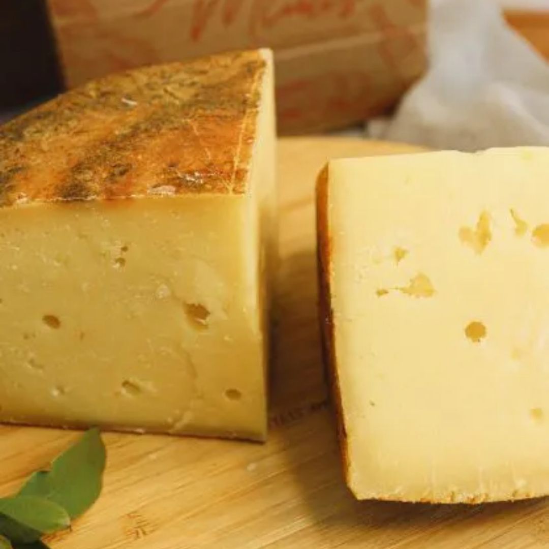 queijo_estacao_queijaria_cinquenta_527_4_f12eb6468ff54dd186477ae35f130cf6